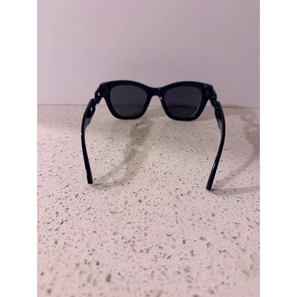 Black Cat Eye Sunglasses with Chain Link Temple Detail Oversized Square Frame